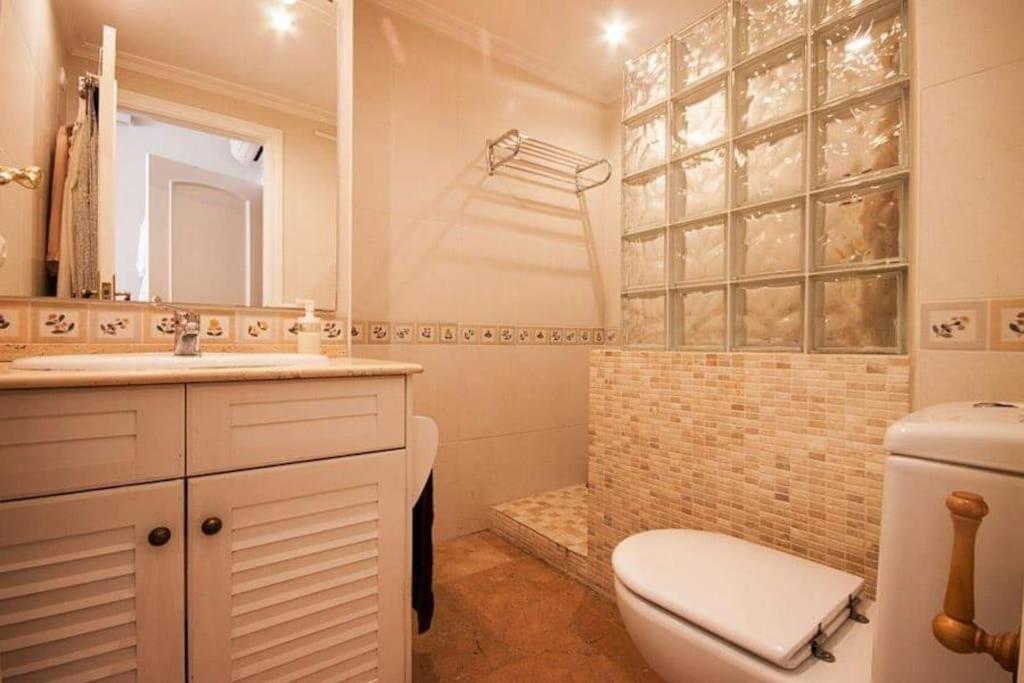 Apartamento + Parking En El Centro De Cartagena Kültér fotó