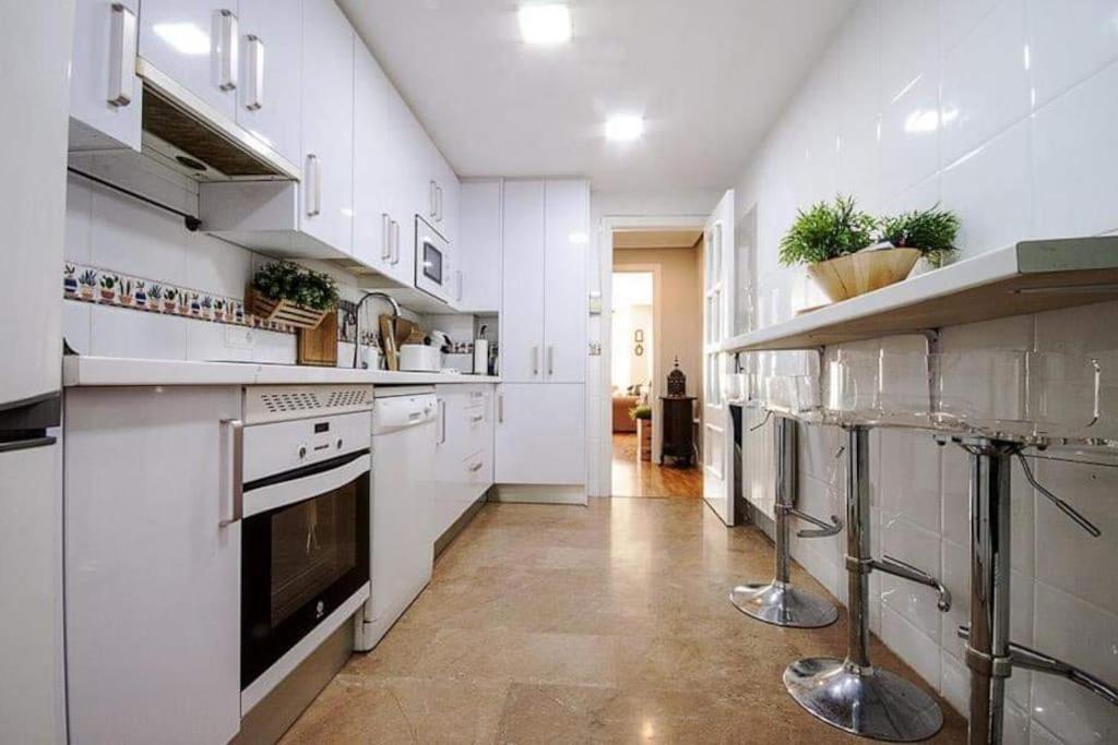 Apartamento + Parking En El Centro De Cartagena Kültér fotó